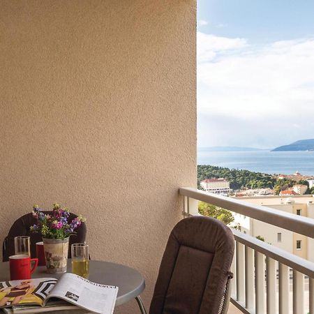 Stunning Apartment In Makarska With Wifi ภายนอก รูปภาพ